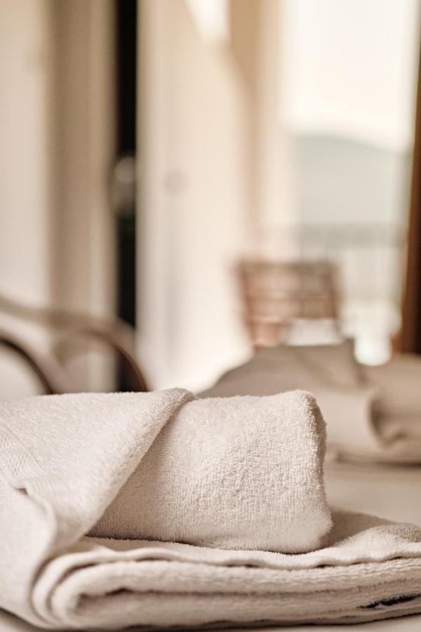 Hotel Pavlou Poros Town Exterior photo
